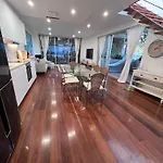 Stunning View Room-Steps To Bondi Beach