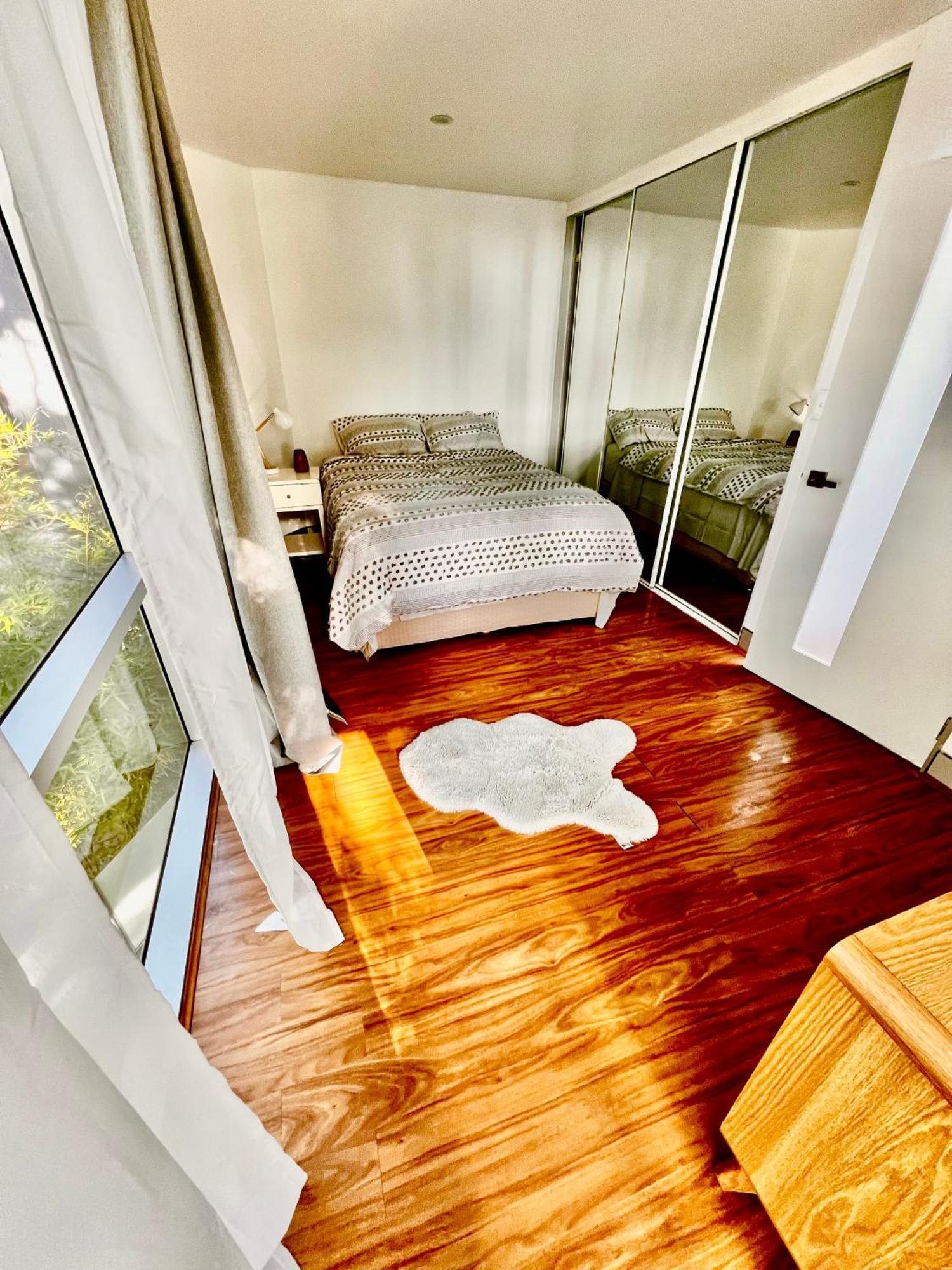 Stunning View Room-steps To Bondi Sydney