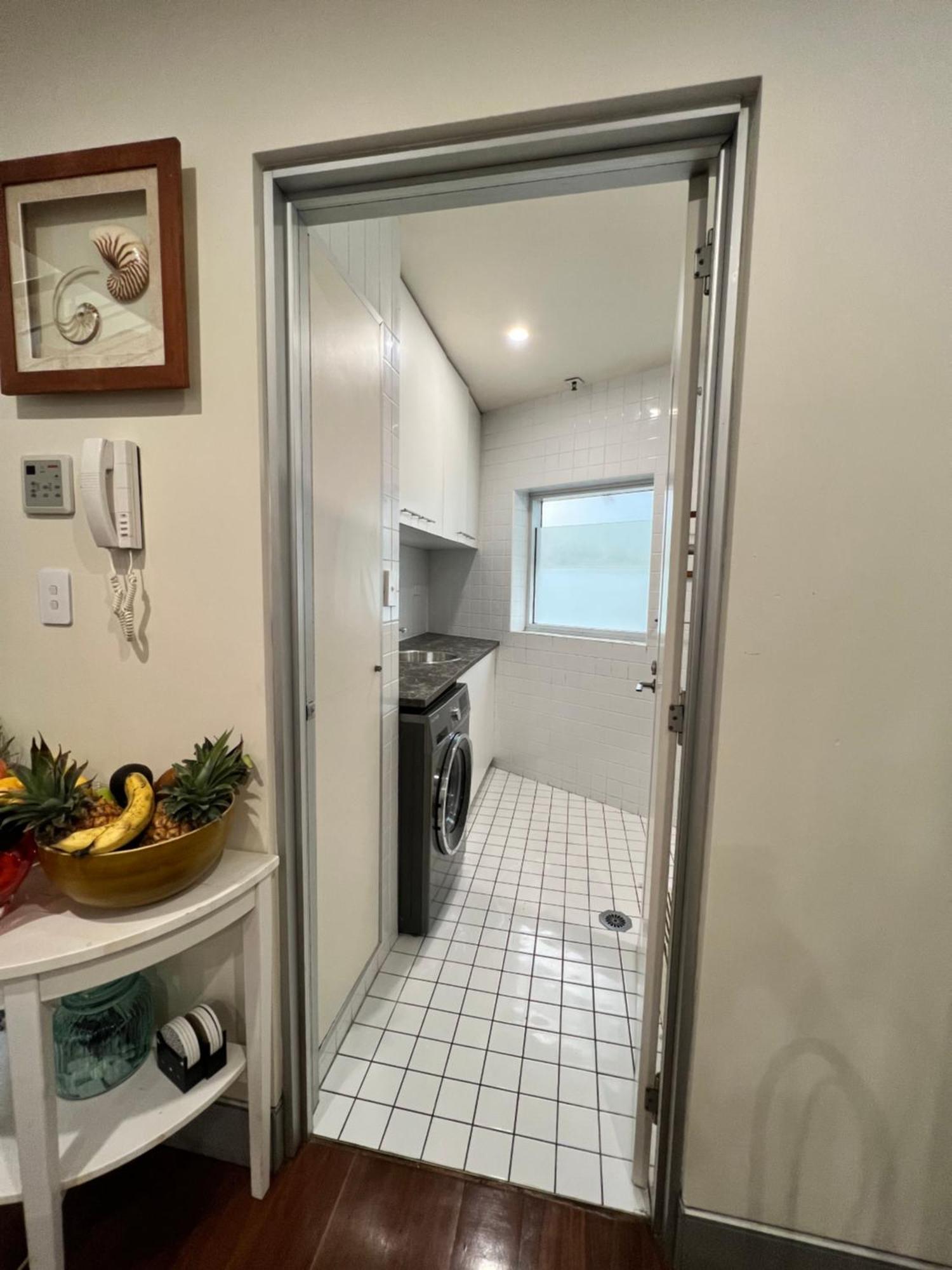 Stunning View Room-steps To Bondi *